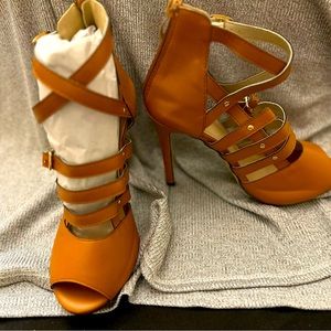 Women’s Brown Strappy high heels